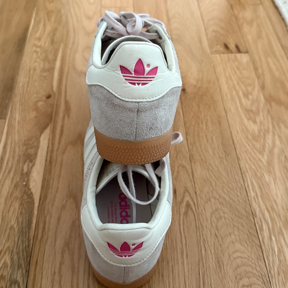 Adidas Women's Gazelle White and Pink Sneakers | limited edition - Picture 4 of 7
